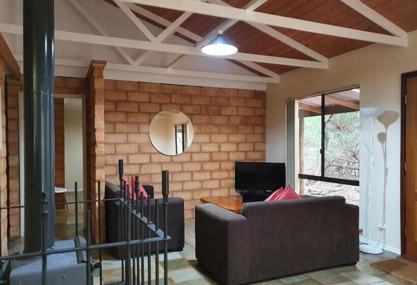 كابينة, Little River Farm Cottages