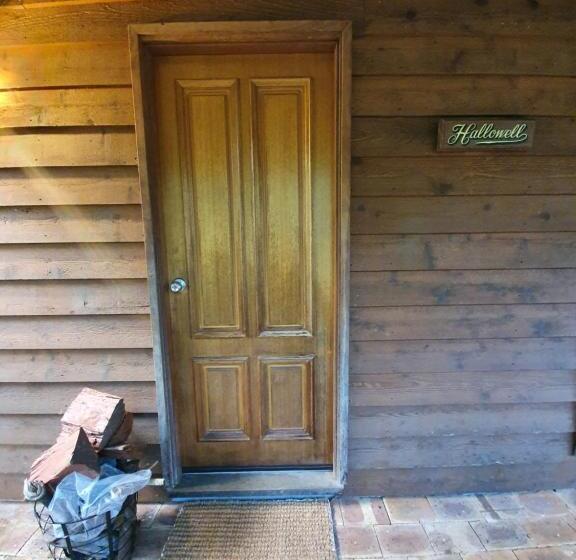 오두막, Little River Farm Cottages