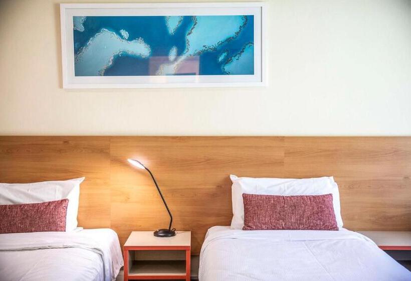 패밀리 스튜디오, Nightcap At High Flyer