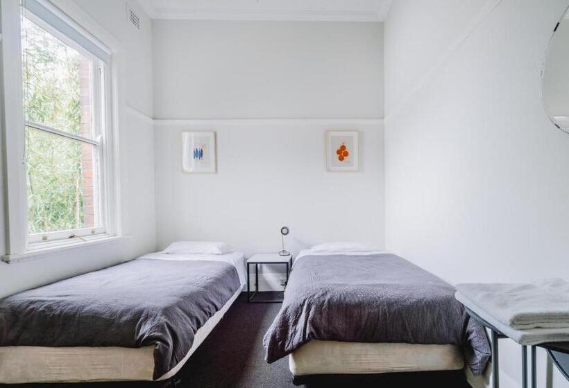 带共用浴室的标准房间, The Oriental