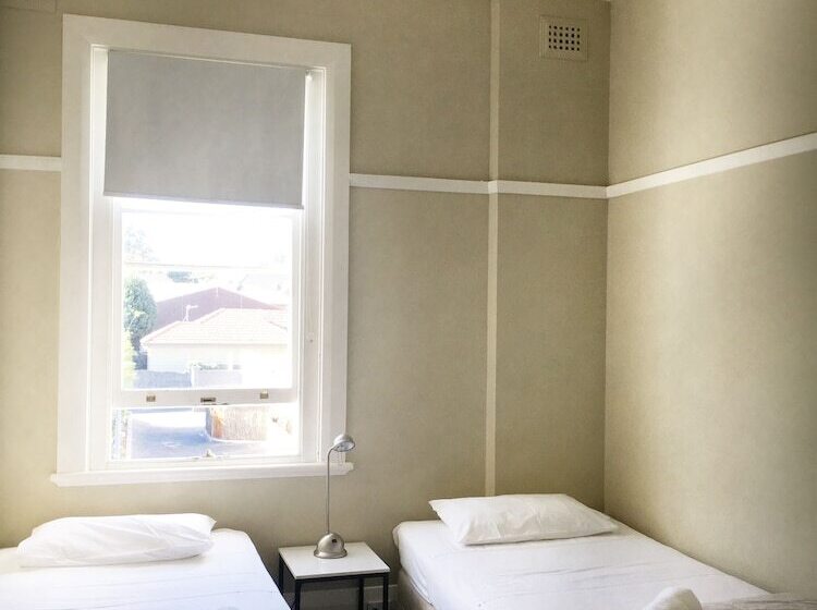 带共用浴室的标准房间, The Oriental