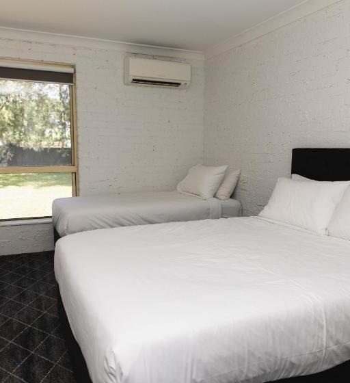Номер Стандарт, Lakeview Hotel Motel