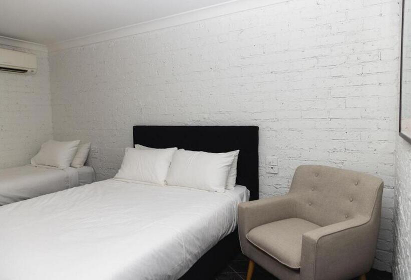 غرفة قياسية, Lakeview Hotel Motel