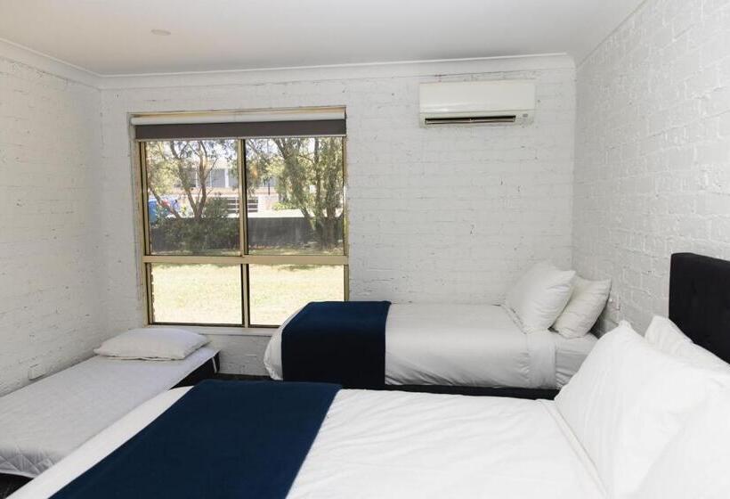 Номер Стандарт, Lakeview Hotel Motel
