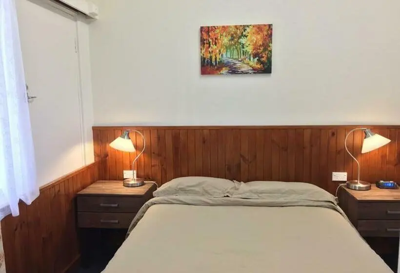 スタンダードトリプルルーム, Lithgow Valley Motel
