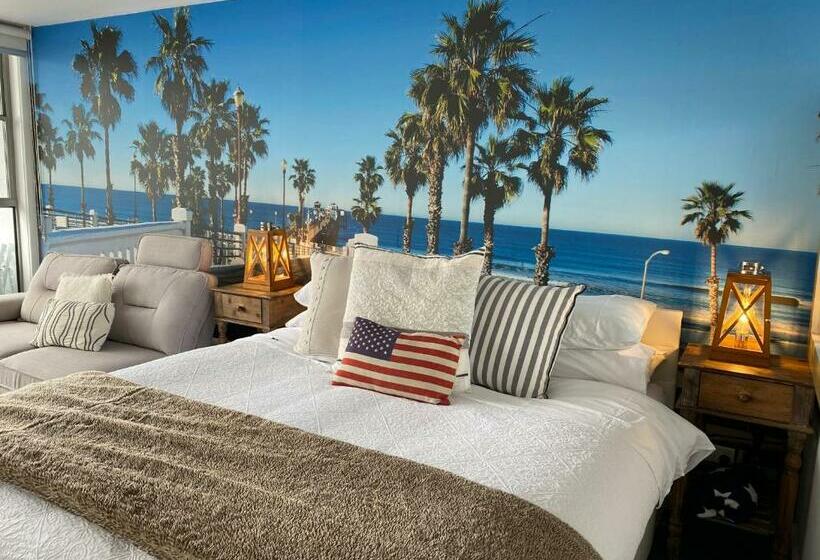 스탠다드 스튜디오 바다 전망, Lorne World