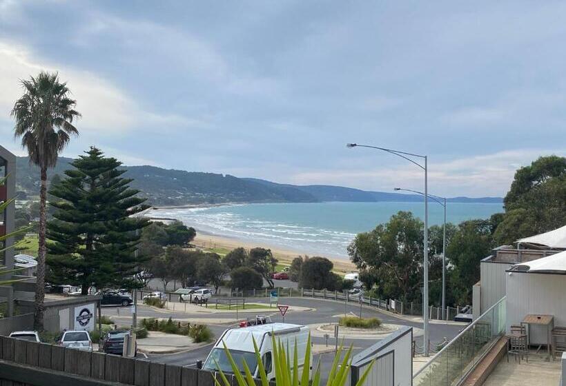 스탠다드 스튜디오 바다 전망, Lorne World