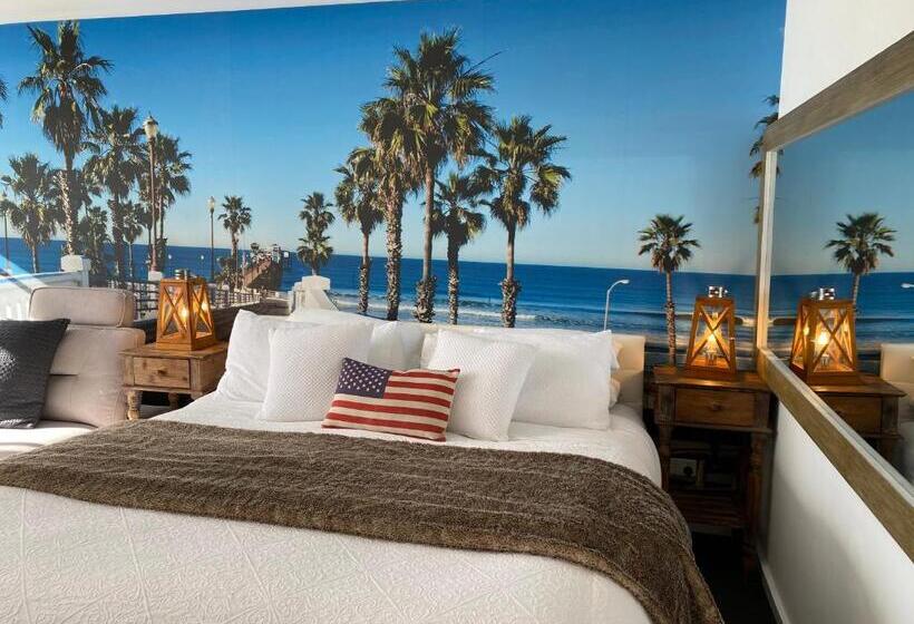 스탠다드 스튜디오 바다 전망, Lorne World