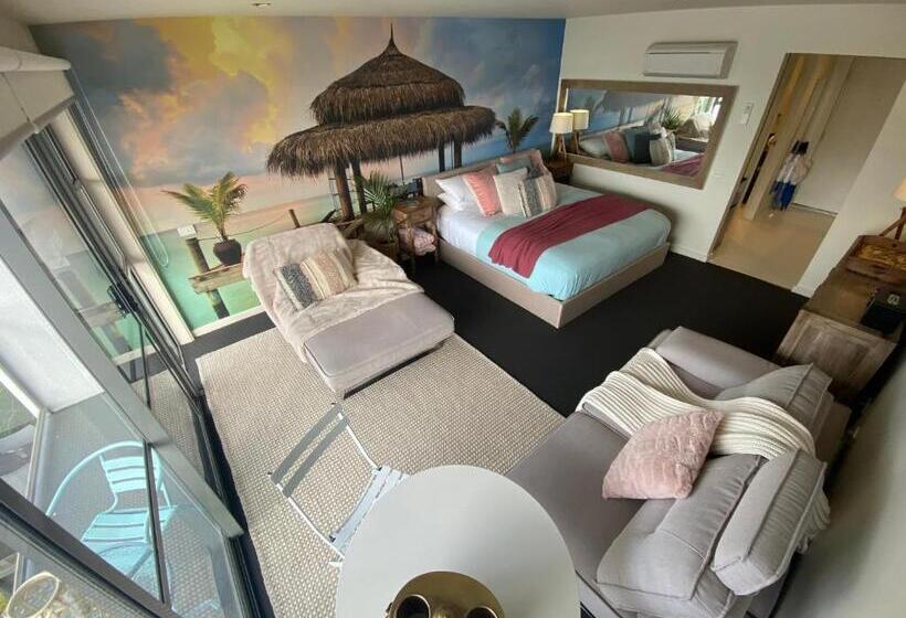 발코니가 있는 바다전망 스탠다드 스튜디오, Lorne World