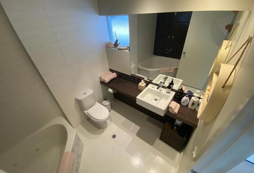 발코니가 있는 바다전망 스탠다드 스튜디오, Lorne World