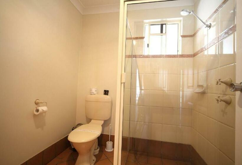 اتاق لوکس, Emerald Explorers Inn