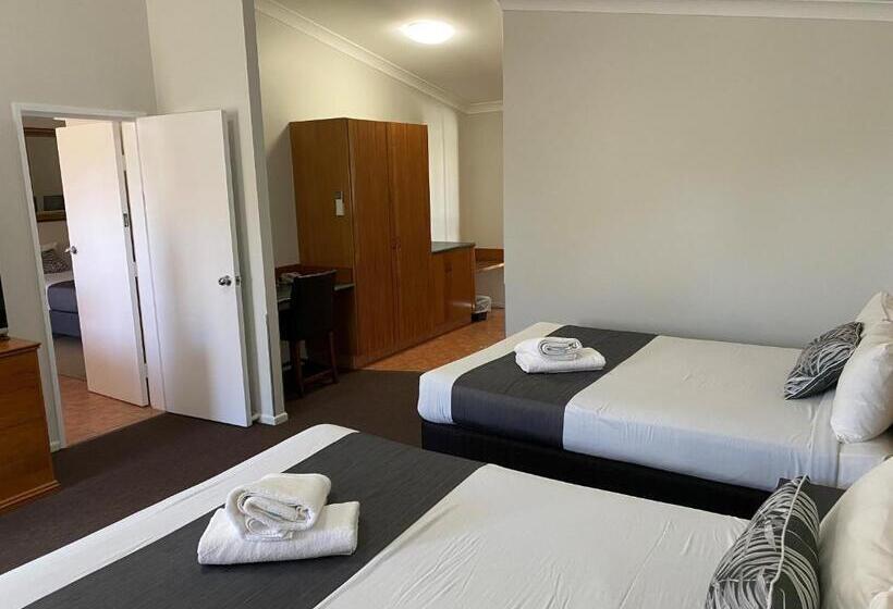 آپارتمان 1 خوابه, Emerald Explorers Inn