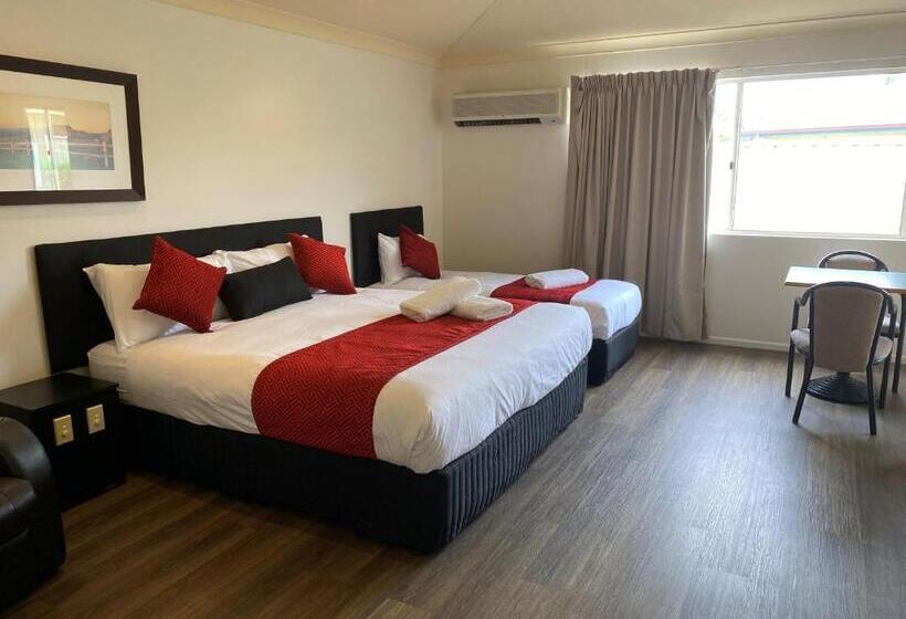 اتاق استاندارد برای معلولان, Emerald Explorers Inn