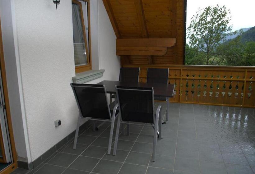 آپارتمان 1 خوابه, Apartment Brumec