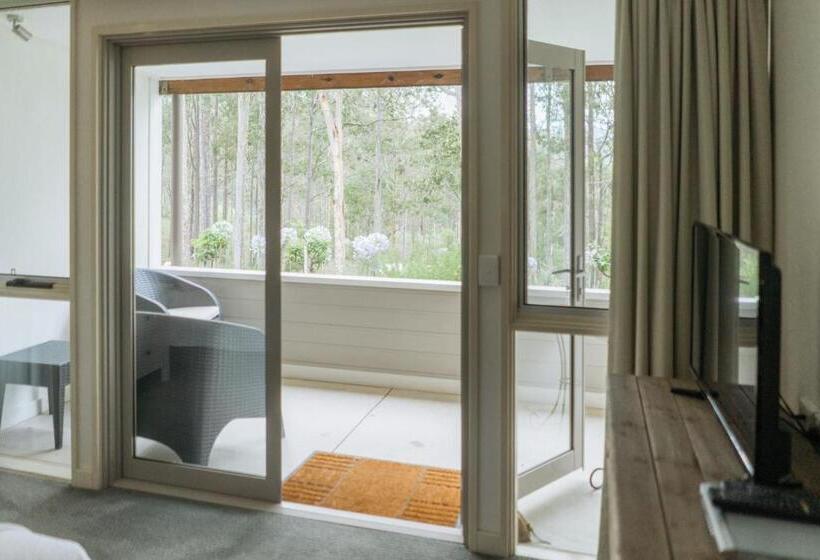 Люкс Кровать Кинг, Elfin Hill Vineyard Accommodation