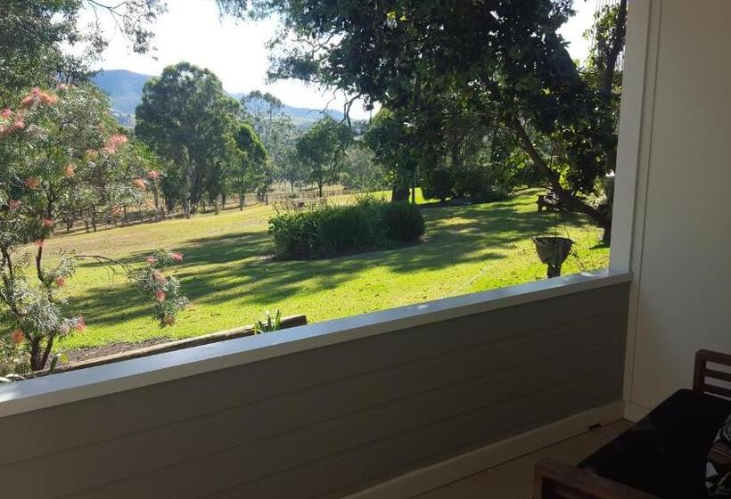 Family Suite, Elfin Hill Vineyard Accommodation