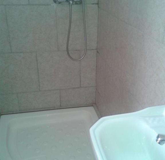 패밀리 룸, Vila Emy Constanta