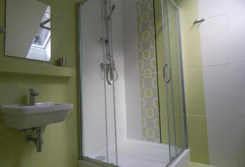 غرفة قياسية ثلاثية, Wellness Penzion Harmonie Rohanov