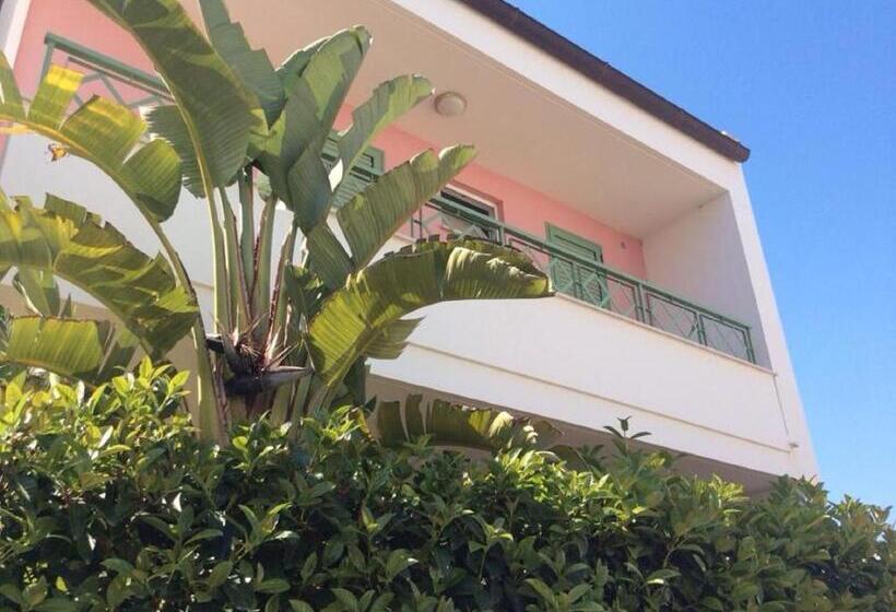 آپارتمان داخلی 2 خوابه, Pitagora Residence