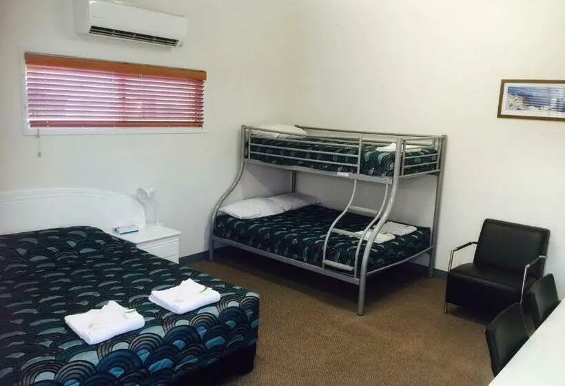 ファミリールーム, Springsure Overlander Motel
