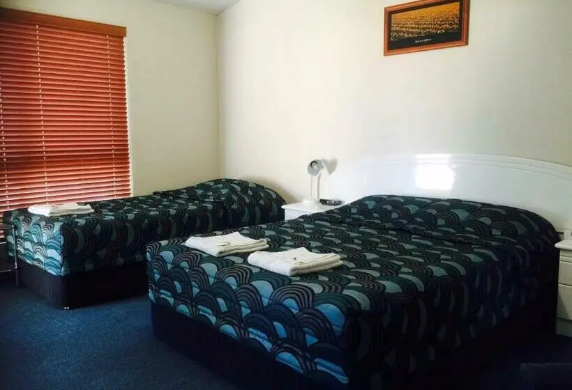 ファミリールーム, Springsure Overlander Motel