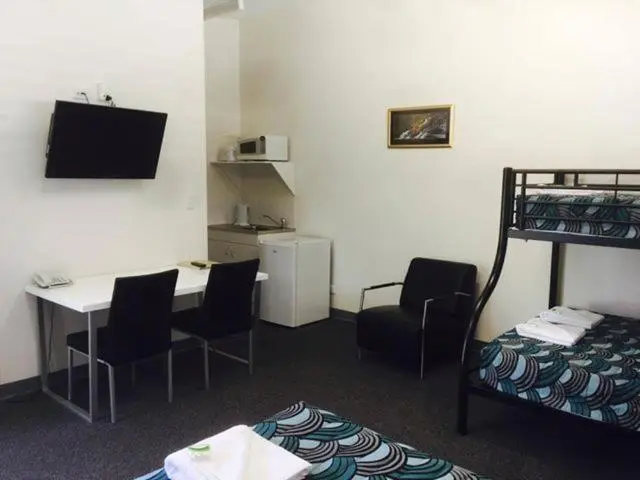 ファミリールーム, Springsure Overlander Motel