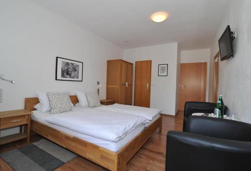 스탠다드 발코니 룸, Weinhotel Lenz