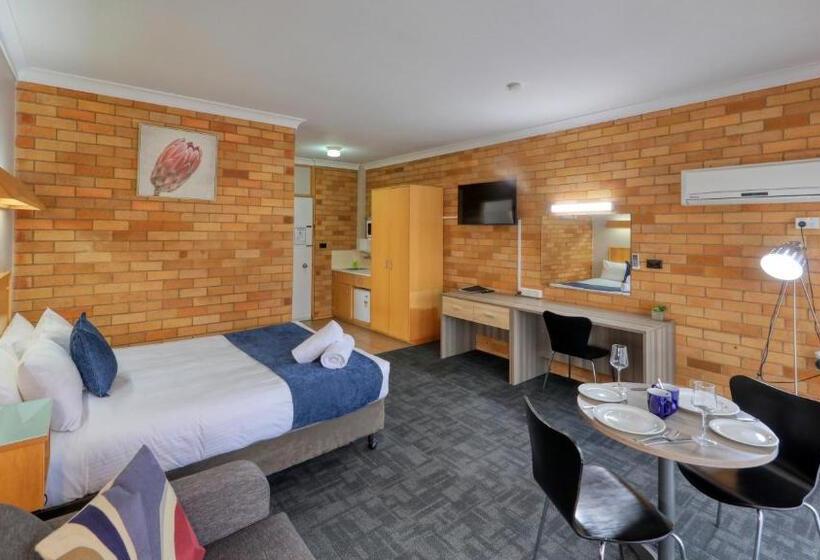 اتاق استاندارد با بالکن, Court Street Motel