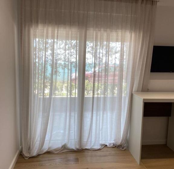 Chambre Supérieure, Eval Hotel Sarande