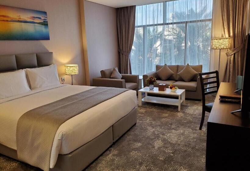 带大床的豪华间, Al Kout Beach