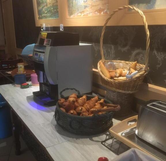 غرفة قياسية, Hôtel Restaurant Aux Armes D Estaing   Kb Hotel Group