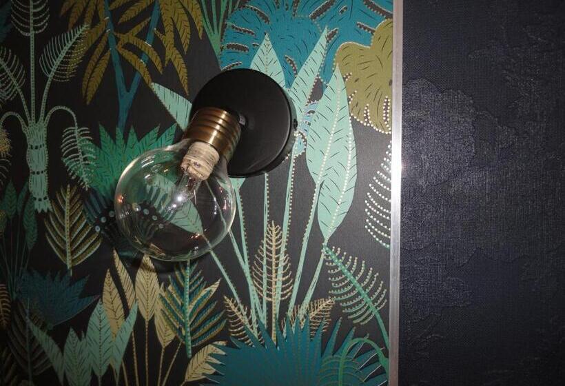 غرفة قياسية ذات إطلالة, Hôtel Restaurant Aux Armes D Estaing   Kb Hotel Group