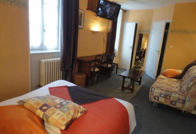 غرفة عائلية, Hôtel Restaurant Aux Armes D Estaing   Kb Hotel Group