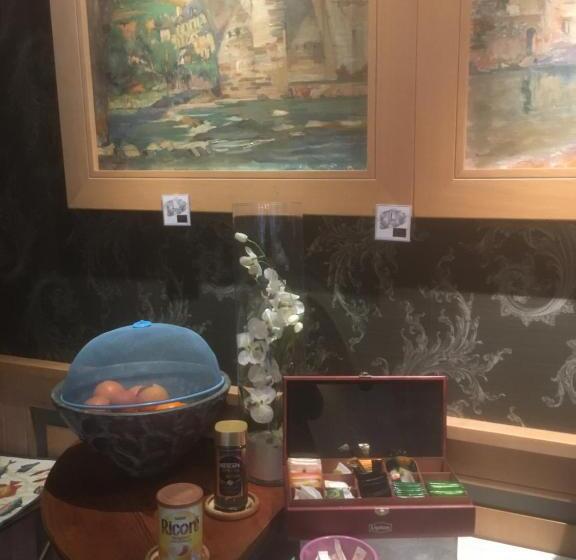 غرفة عائلية, Hôtel Restaurant Aux Armes D Estaing   Kb Hotel Group