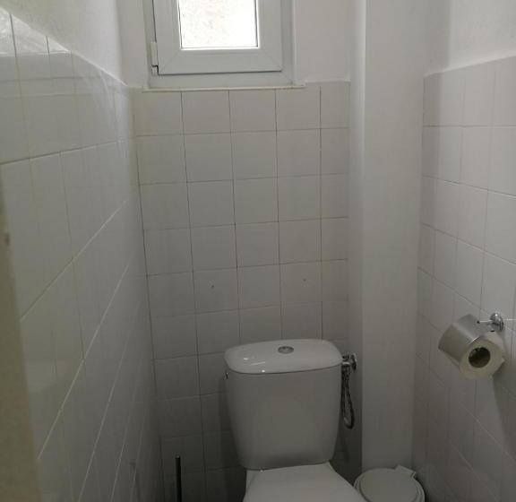 Standard Szoba Erkéllyel, къща за гости The Sunny Corner