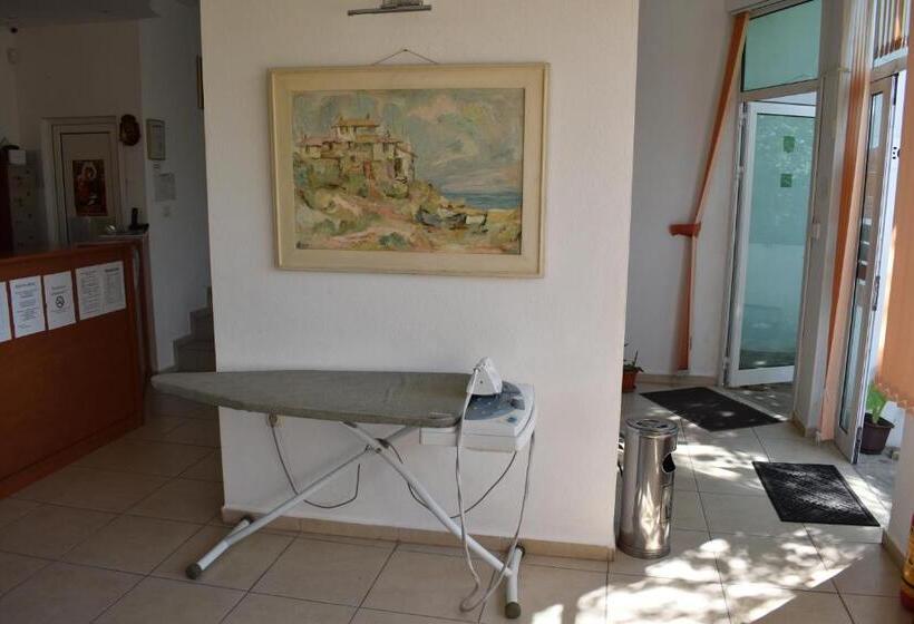 ファミリールーム, Morski Dar