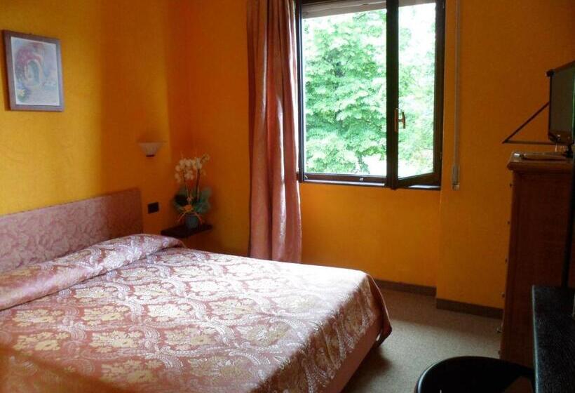 스탠다드 룸, Panoramico Lago D Orta Adults Only