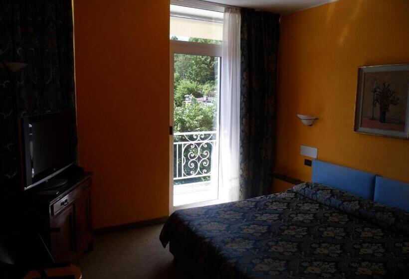 Номер Стандарт с Балконом, Panoramico Lago D Orta Adults Only