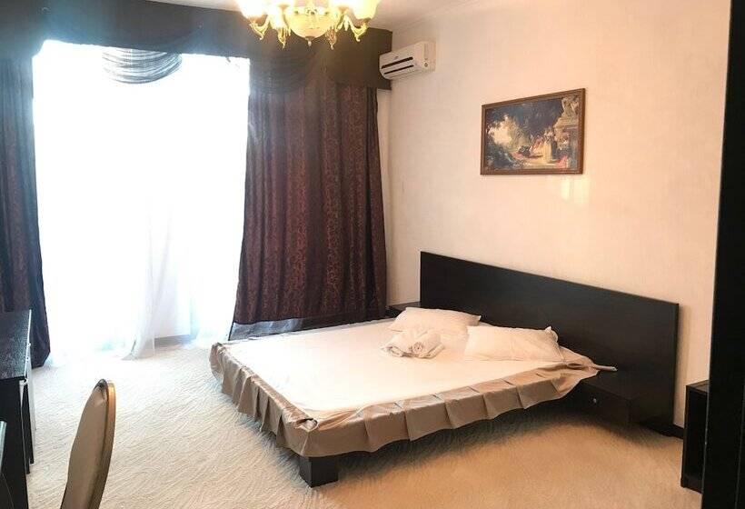 Cameră Superioară, Spadessa