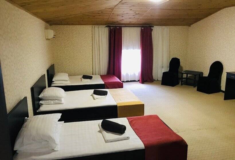 Cameră Triplă Standard, Spadessa