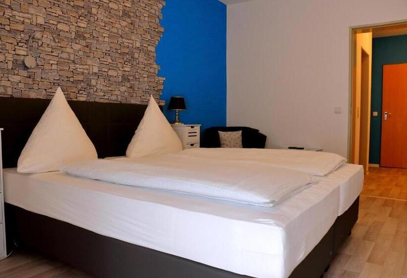 Номер Стандарт с Балконом, St. Georg