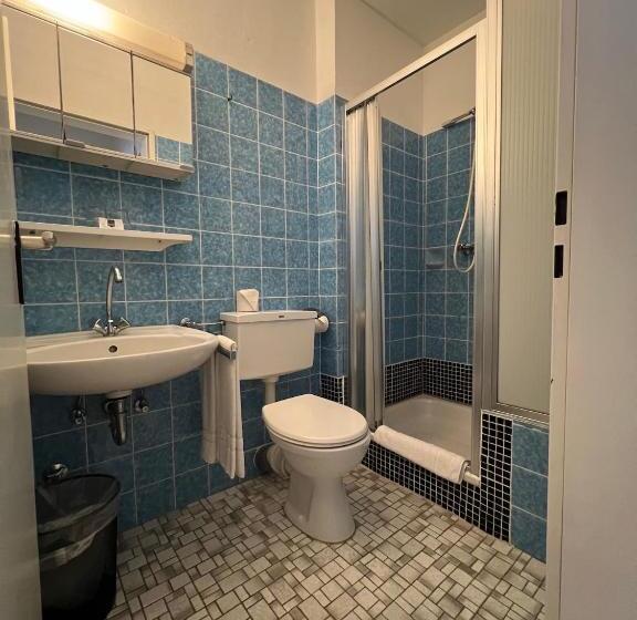 Номер Стандарт, St. Georg