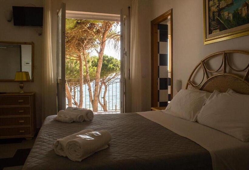 غرفة سوبيريور رباعية, Villa Sarina