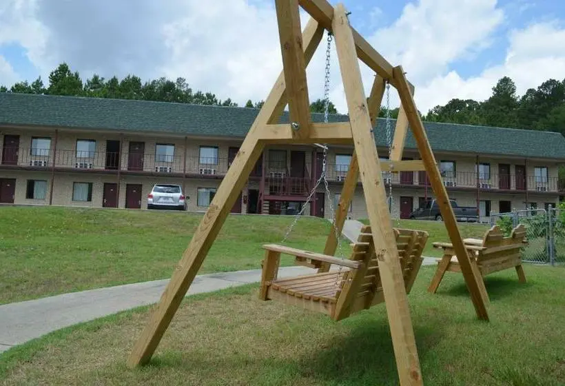 キングサイズベッドのスタンダードルーム, Ouachita Mountain Inn