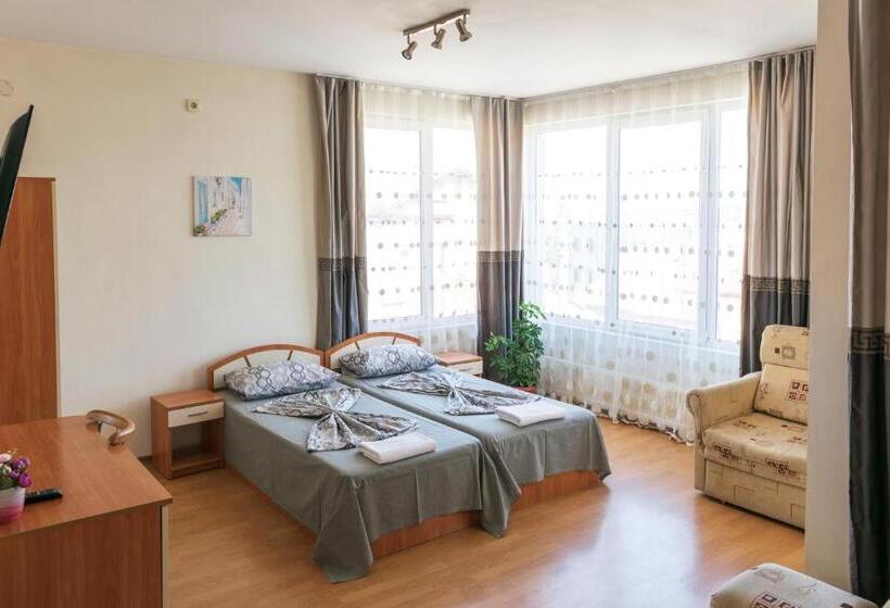 Студия Стандарт, Guest House Eos