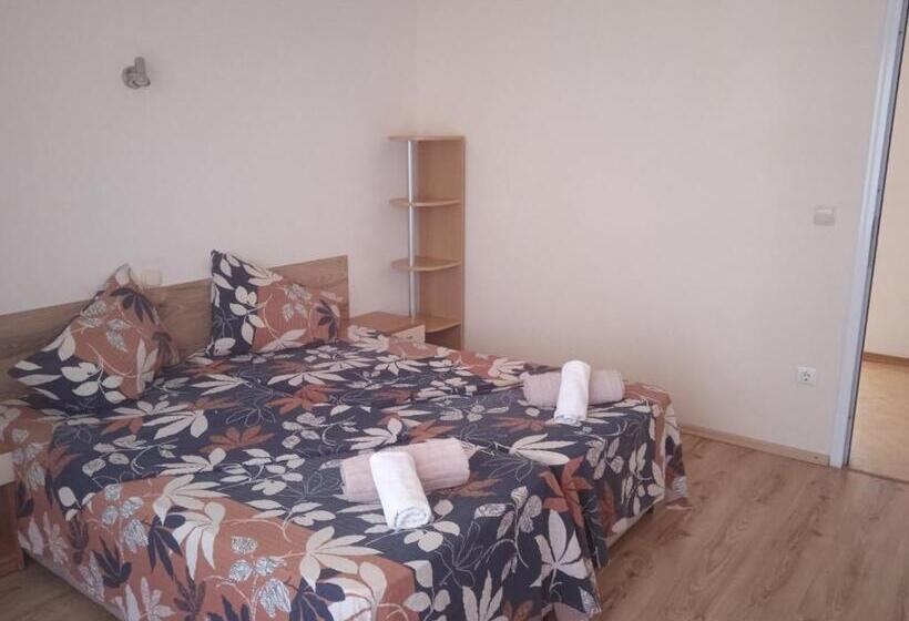 Апартаменты 2 Спальни, Guest House Eos