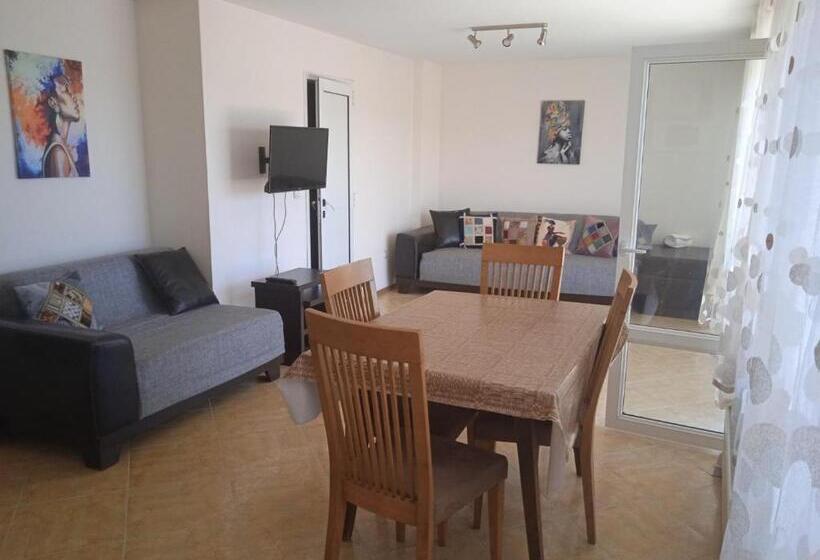 带2个卧室的公寓, Guest House Eos