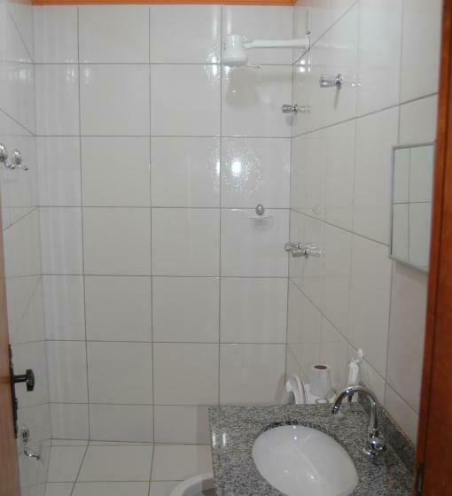 חדר סטנדרט לארבעה, Pousada Rainha Dos Anjos