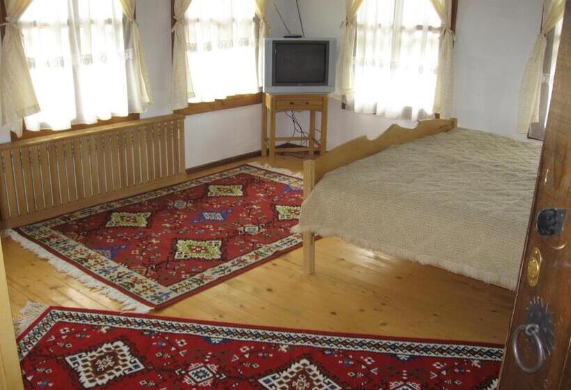 Дом 1 Спальня, Sava Cupetsa Guest House