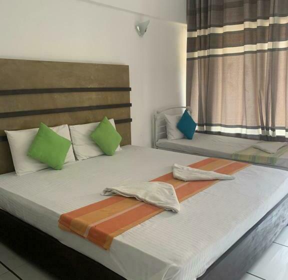 スタンダードトリプルルーム, 360 Beach Residence